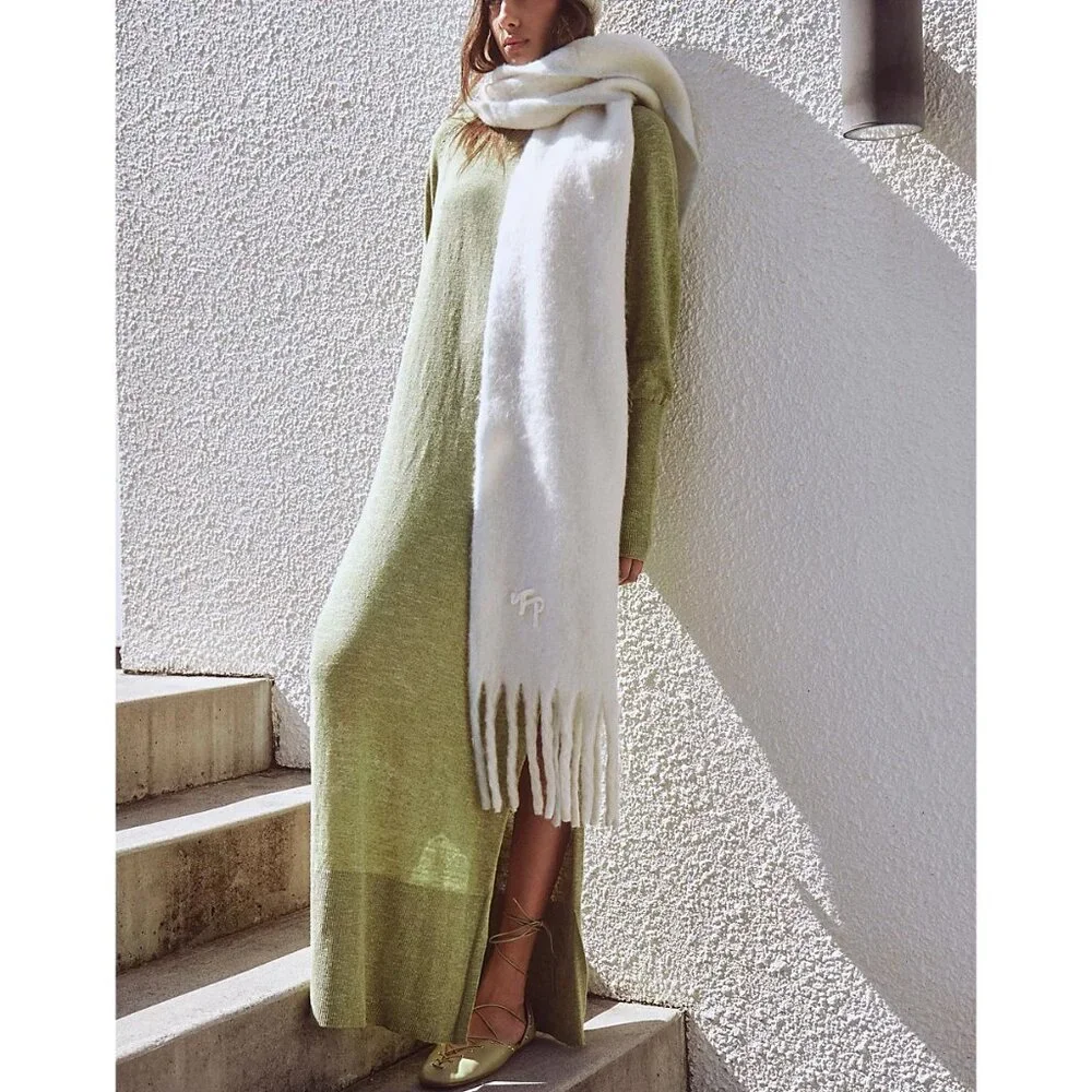 FREE PEOPLE Winter Chill Blanket Scarf / Ivory